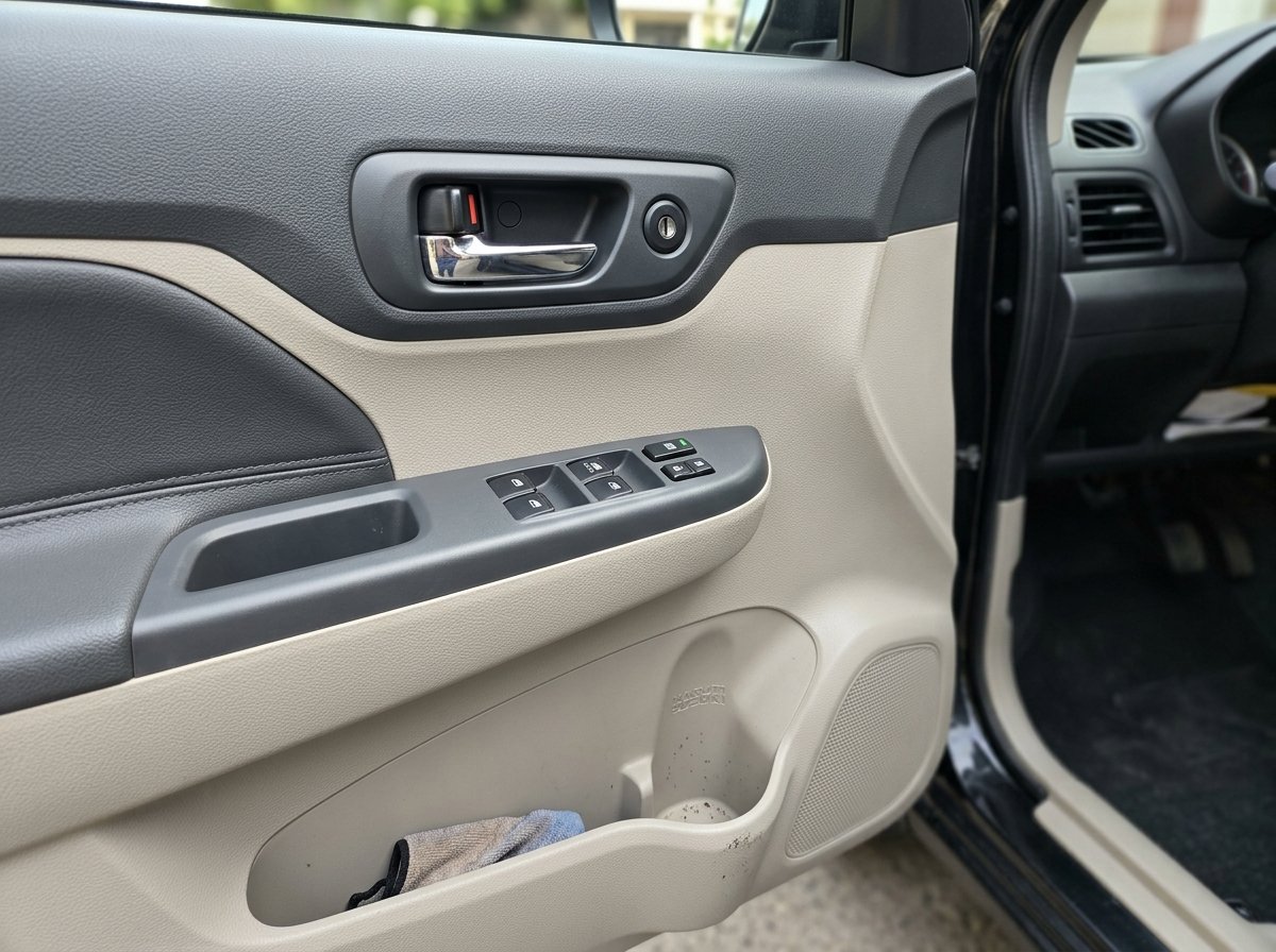 Maruti WagonR 2025 Front RH Inner Door Trim